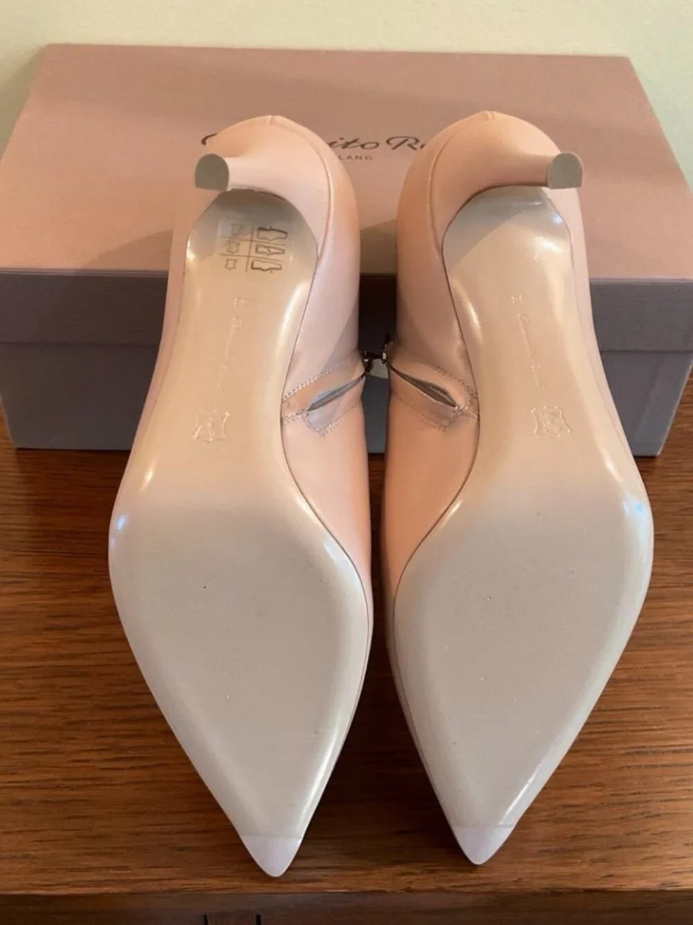 Gianvito Rossi Peach Pointed Toe Stiletto Zip Leather Pumps - Picture 5 of 8